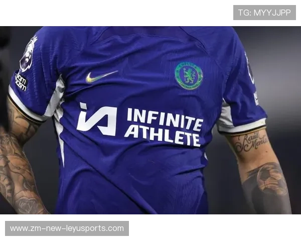 切尔西通过边路长驱直入不断制造机会